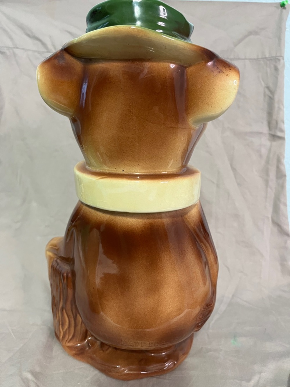 Vintage American Bisque Yogi Bear Ceramic Cookie Jar from 1961. - Picture 3 of 8